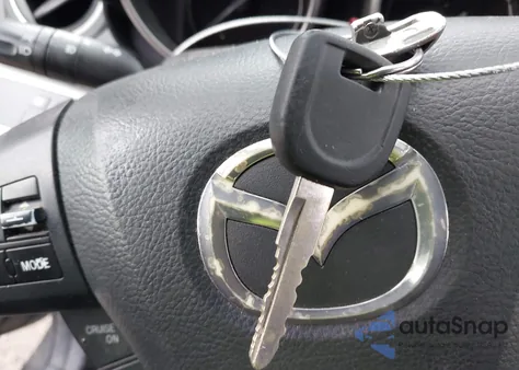 2010 Mazda Mazda3 S Sport из США, поврежденный, VIN JM1BL1S50A1178100